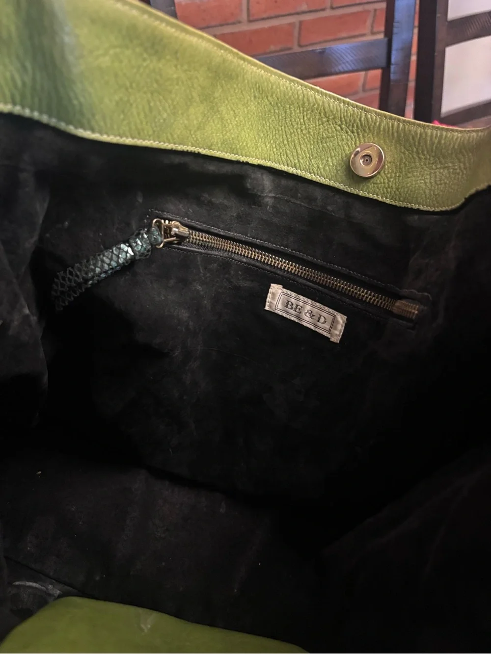 Be & D Metallic Hobo with Olive Studded Strap 🤩🤩